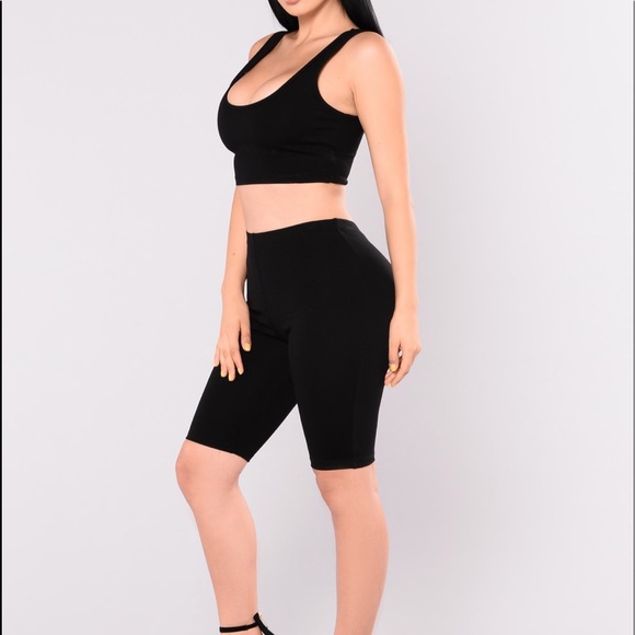 NWT BIKER SHORTS - Picture 2 of 3